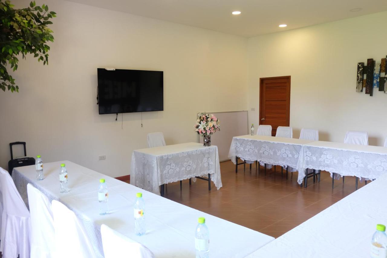 The Win Hotel Bang Saphan Luaran gambar